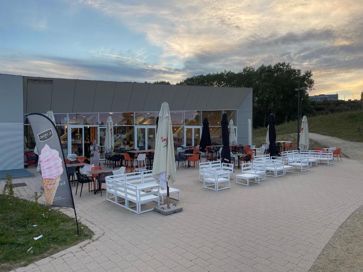 Hotel Acropolis " Op Het Sportiefste Park Van De Kust " Миделкерке Екстериор снимка