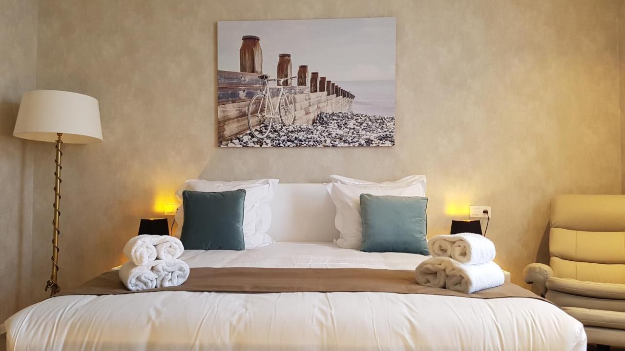 Hotel Acropolis " Op Het Sportiefste Park Van De Kust " Миделкерке Екстериор снимка